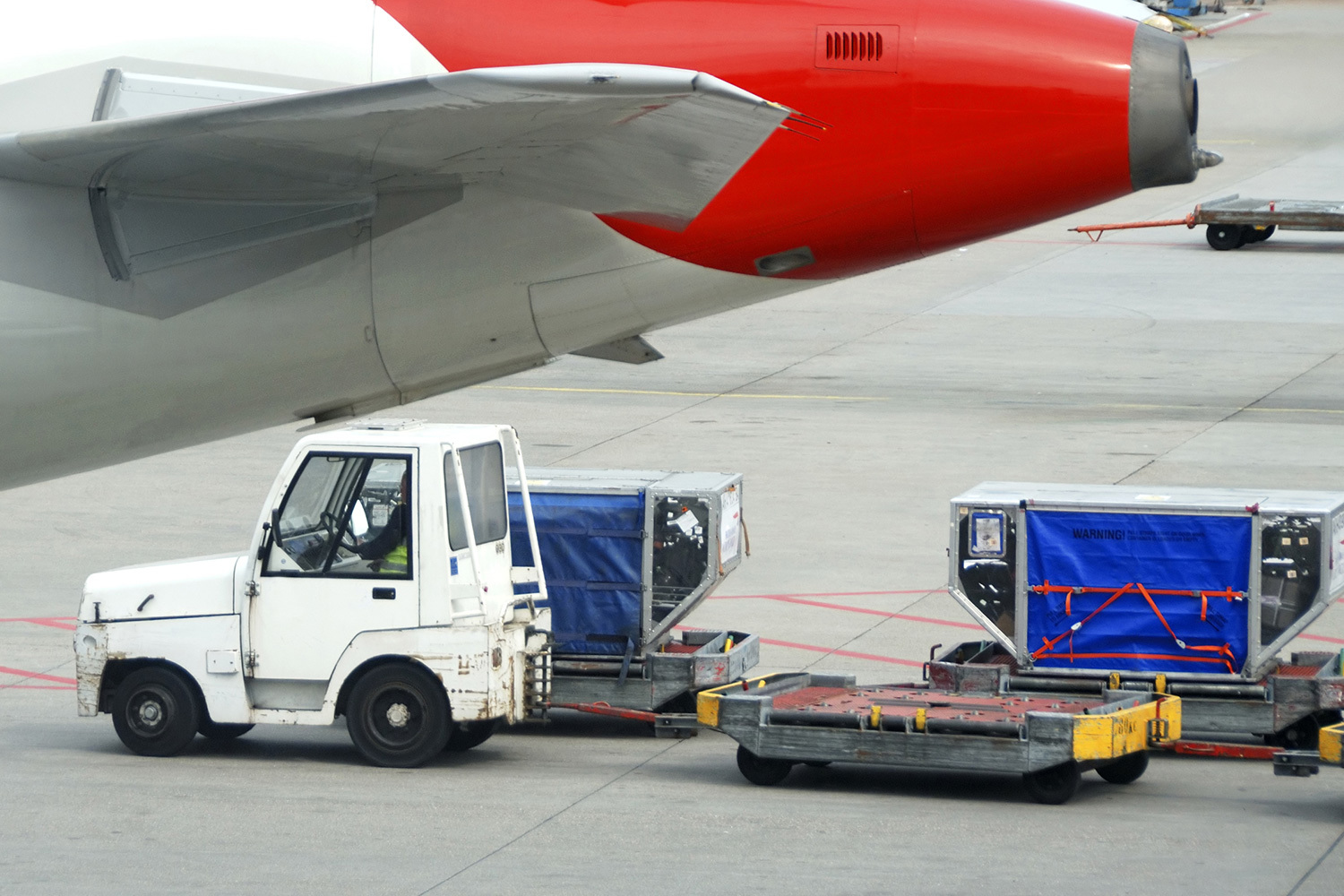 <span style="font-weight: bold;">Air Freight</span><br>